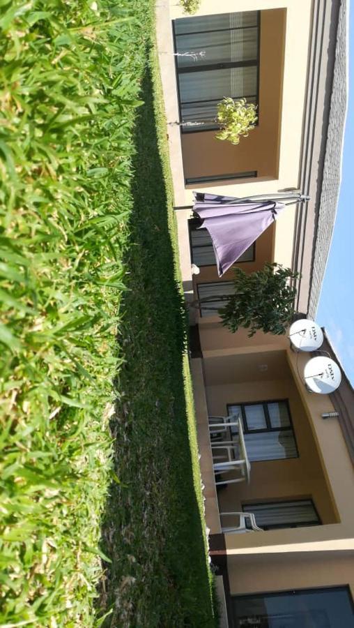 Styled Bed And Breakfast Palapye Εξωτερικό φωτογραφία